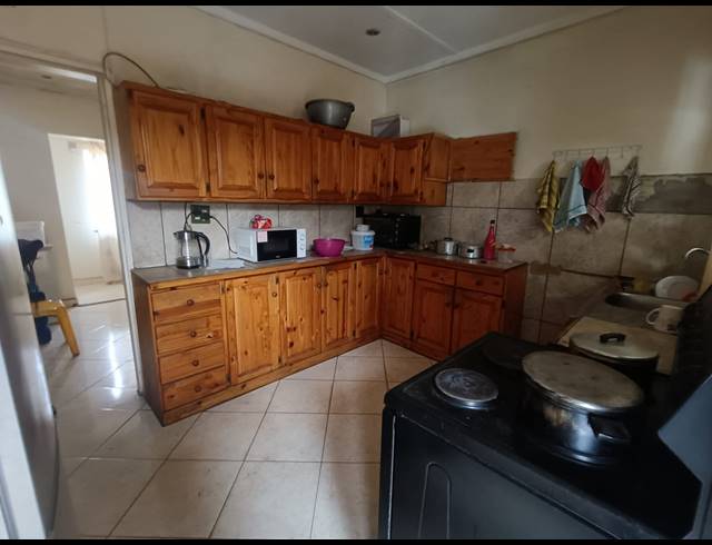 3 BEDROOM HOUSE FOR SALE IN VANDERBIJLPARK CE 2
